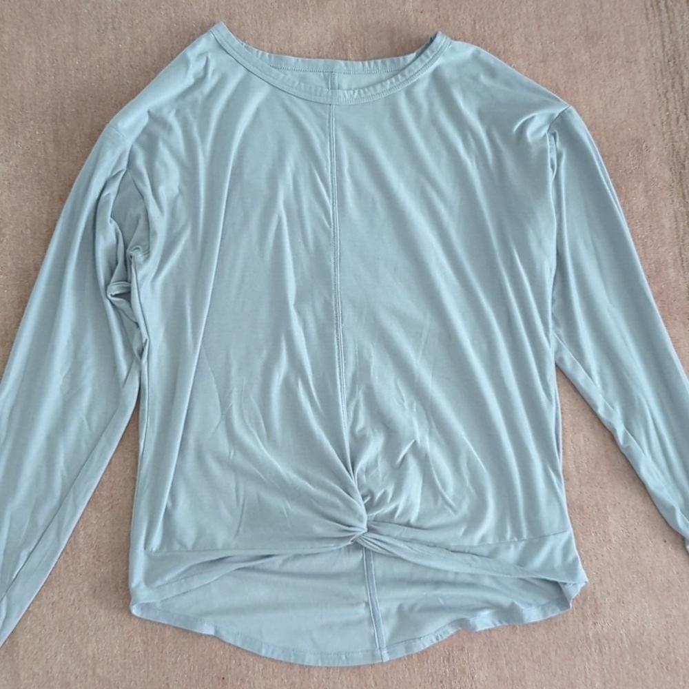 Old Navy XS Maternity Long Sleeve Cloud 94 Soft Twist-Front Top - Picture 5 of 8